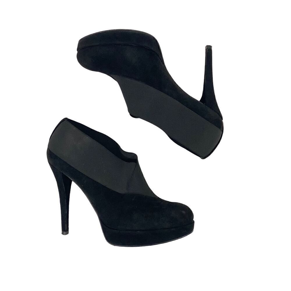 Stuart Weitzman Greatneck Heeled Ankle Bootie Womens Size 8 M Black Suede Spain